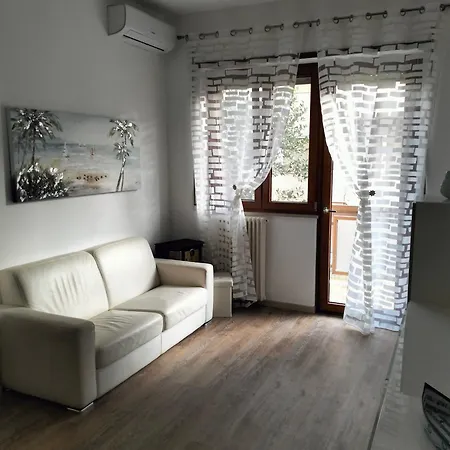 Apartment A Un Passo Dal Mare