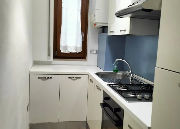 A Un Passo Dal Mare Apartment *